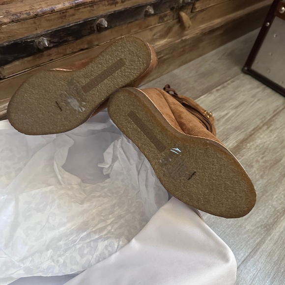 with box Veronica Beard Womens Brown Ananya Shearling Wedge Boots Shoe - Picture 8 of 8